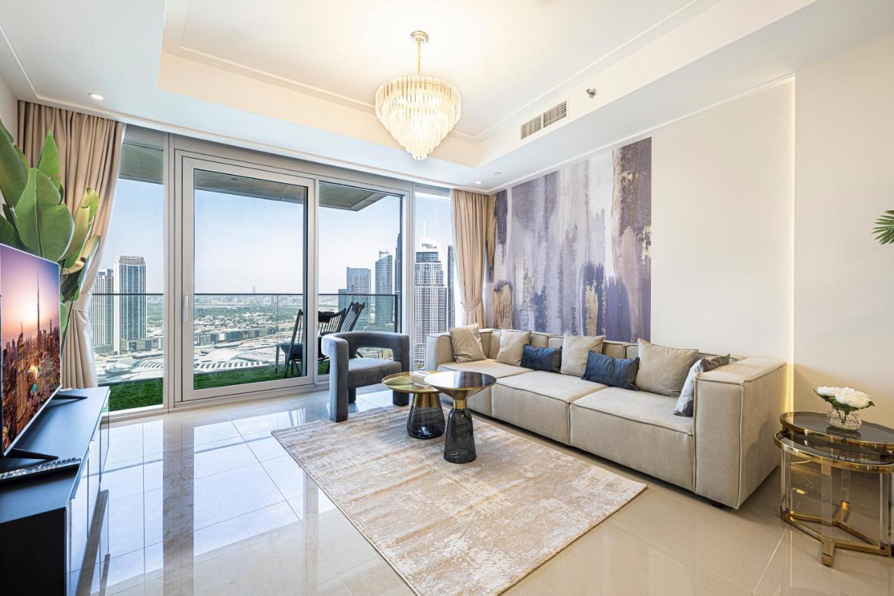 Magnificent Homes, Stunning Burj Khalifa And Fountain View Dubai Exterior foto